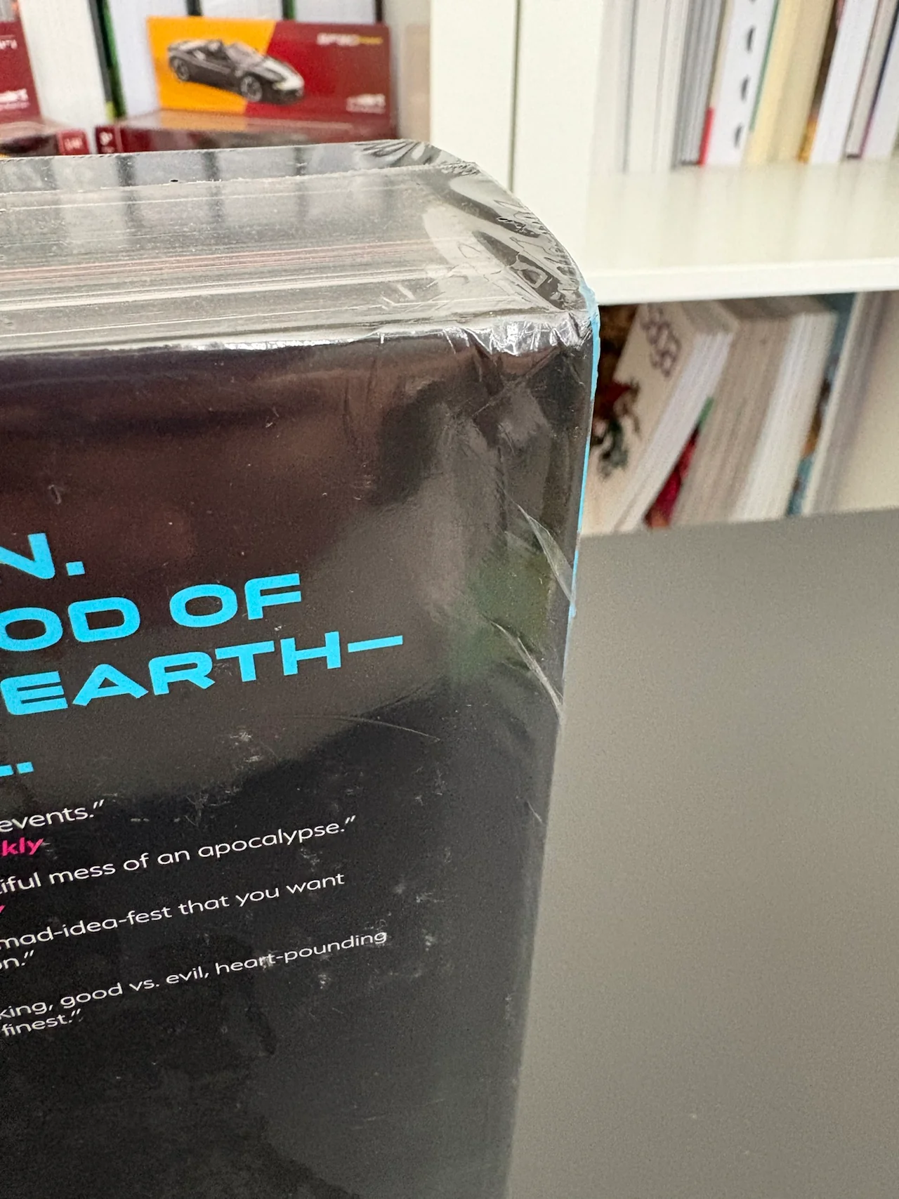 Final Crisis Omnibus (DENTED) - Image 7