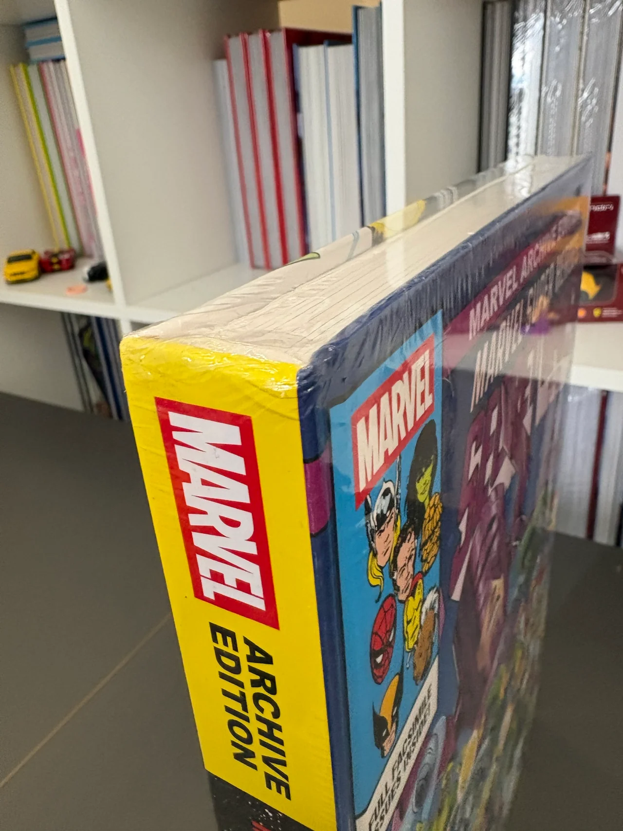 MARVEL ARCHIVE EDITION: MARVEL SUPER HEROES SECRET WARS GALLERY EDITION (DENTED) - Image 6